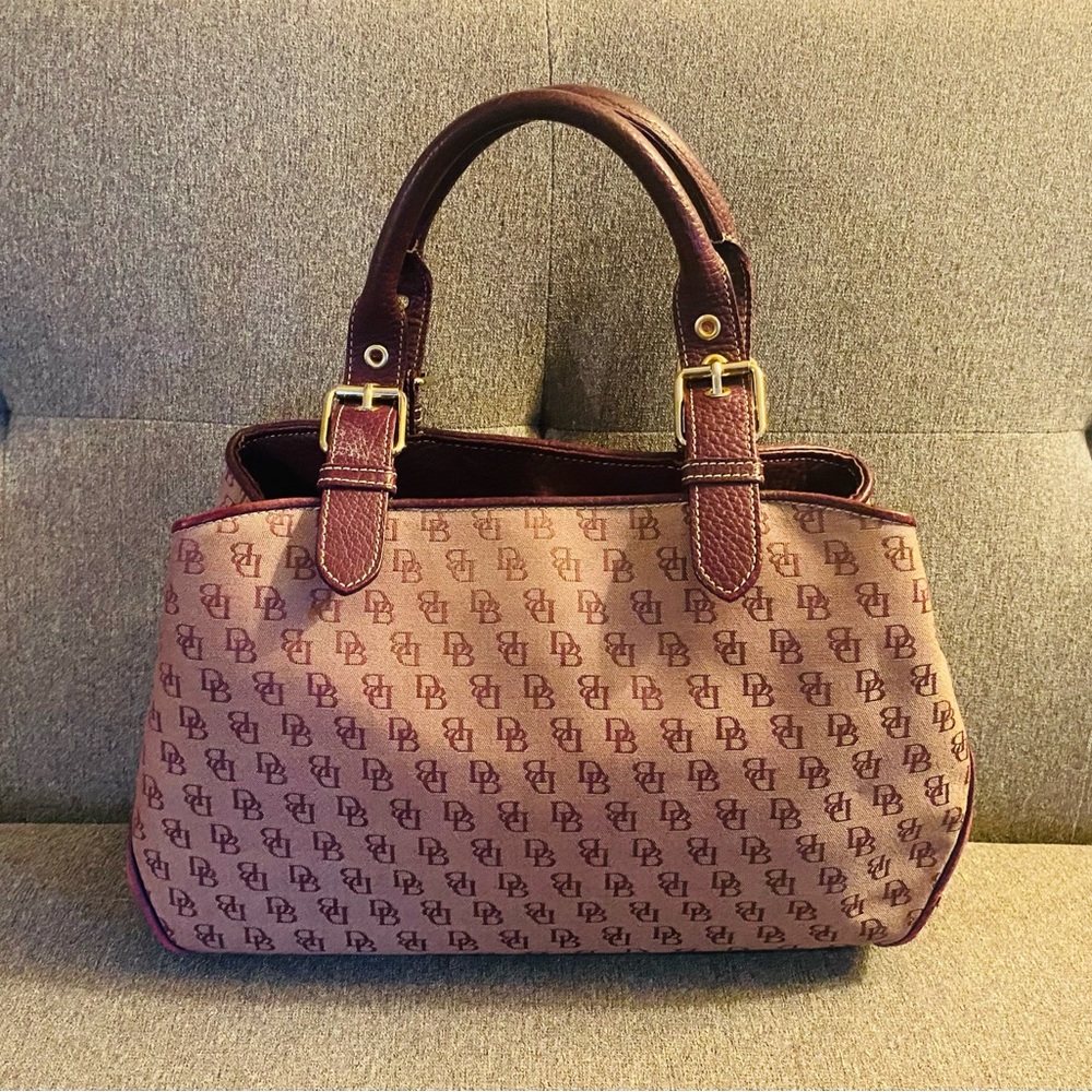 vintage Dooney & Bourke handbag - purple